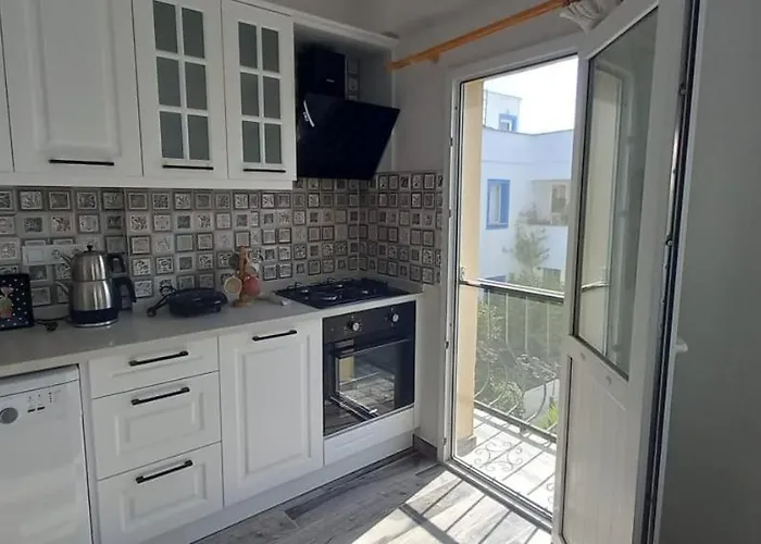 Apartment Rahat Ev *